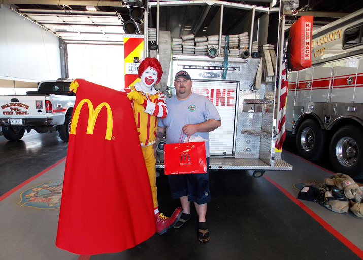 Super Hero McCape