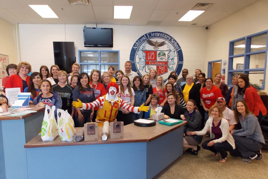 Workday Perk Day - Ronald Stops by Ashland Elementary - April 18 2016