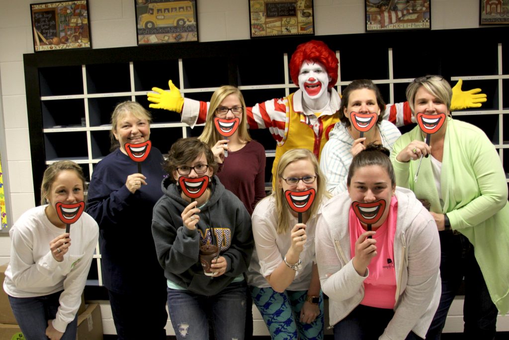 Workday Perk Day - Ronald Stops by Riverview Elementary - April 15 2016